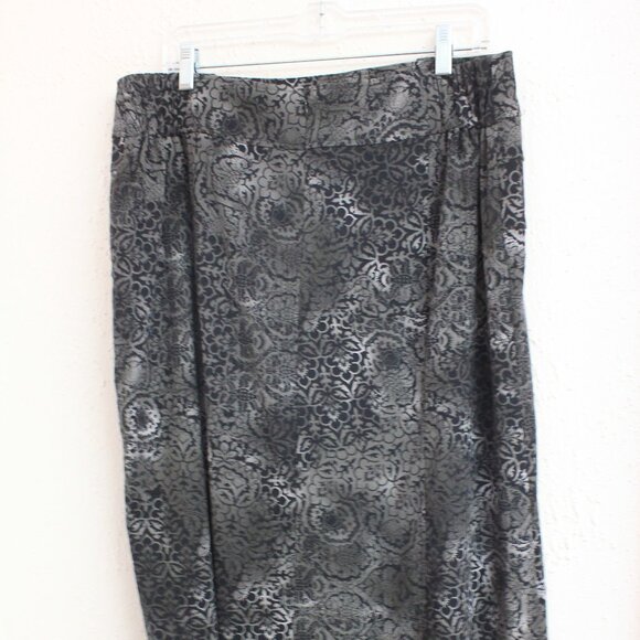 #422 Christopher & Banks Stretch Black Grey Patterned Skirt Size 14W - Picture 3 of 9